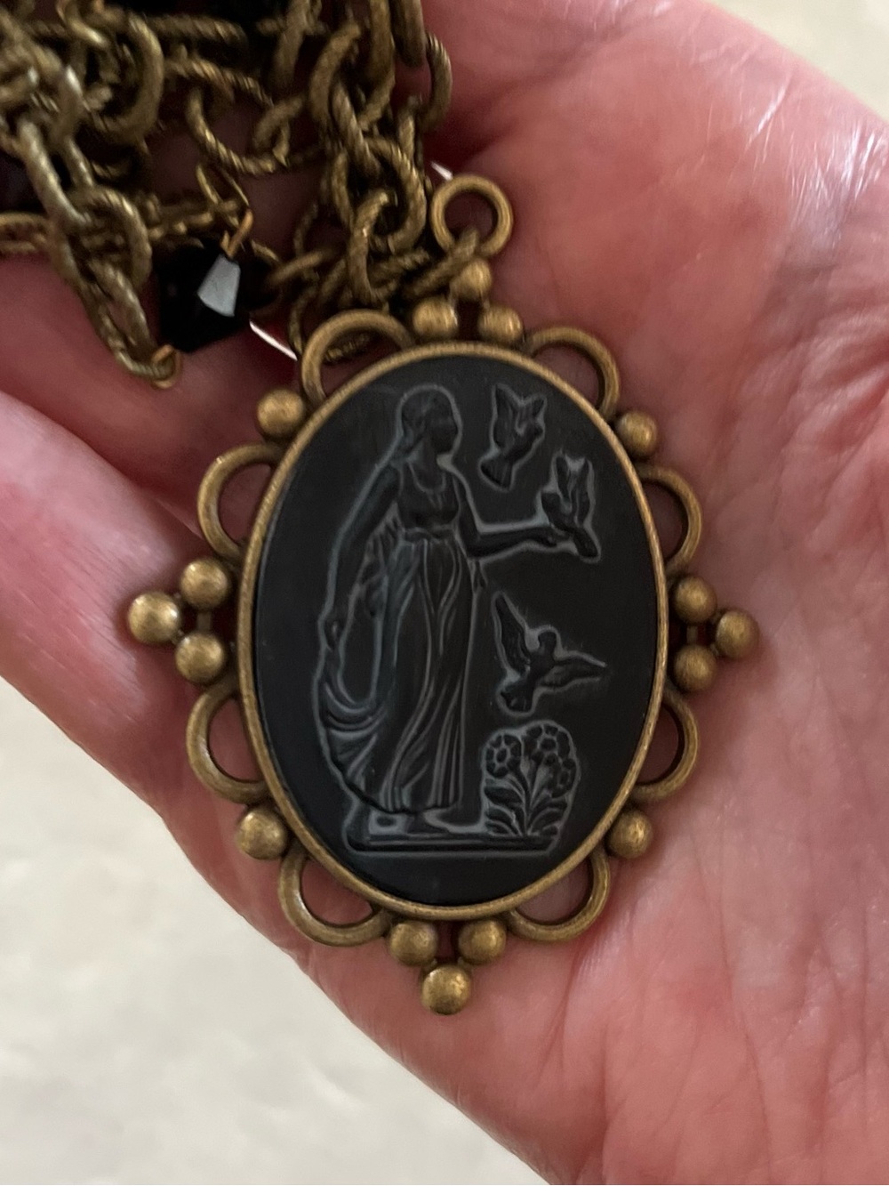 Vintage 1940s Black Glass Goddess Cameo Necklace with Brass Czech Chain - Picture 8 of 16